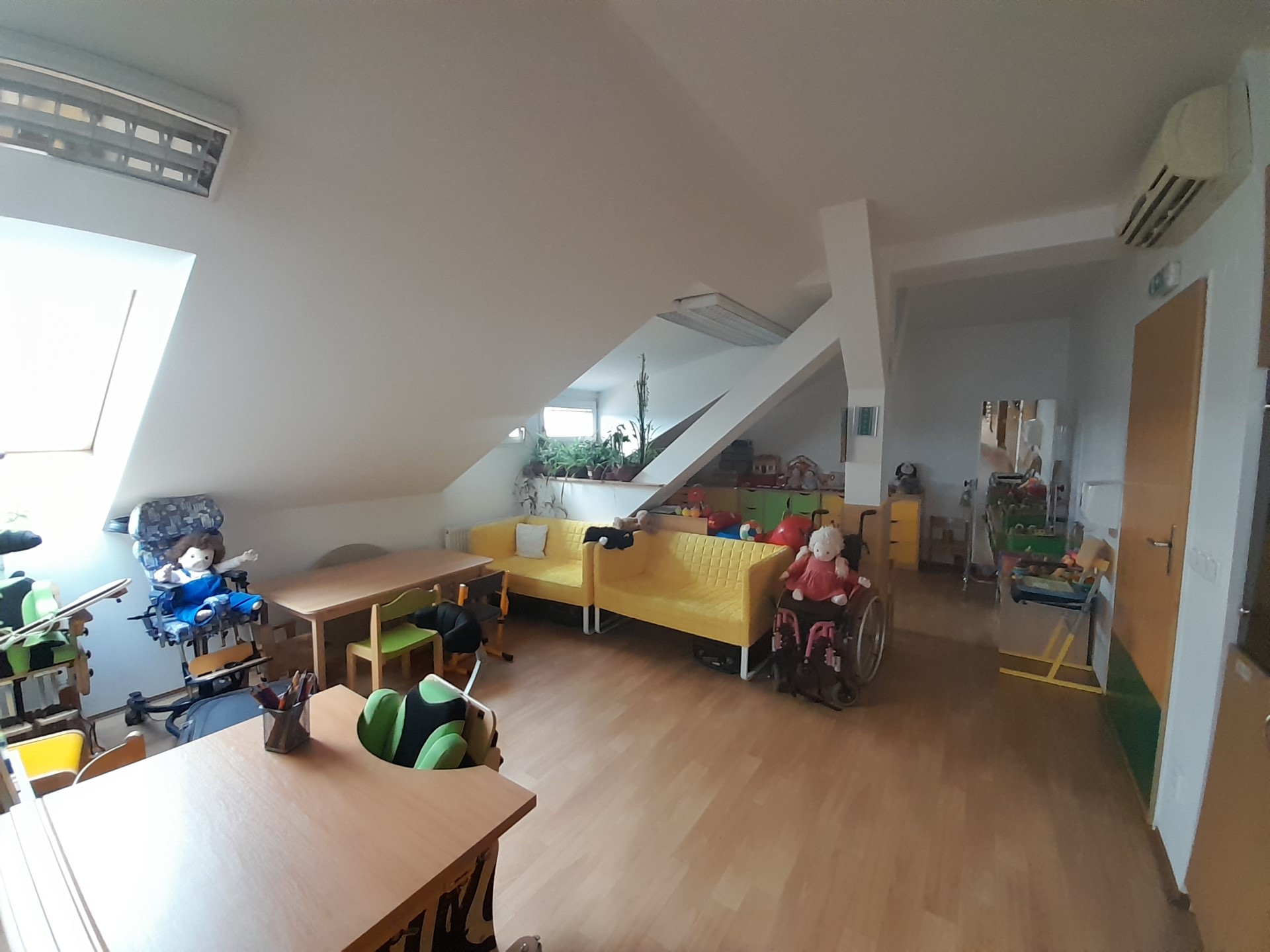 Prostory centra - vyšetřovna pro menší děti